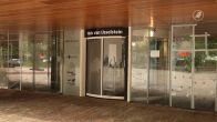 Vernielingen bij gemeentehuis en theater in IJsselstein
