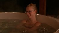 Het wordt heet in de hottub!