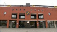 Elf aanhoudingen na gestaakt duel, NAC trekt winst over de streep