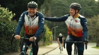 Dennis van der Geest beklimt de Alpe d'Huez met SBS