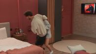 Nyssa en Ricky zijn samen wat judo-oefeningen aan het doen