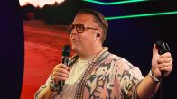 Rutger van Barneveld scoort nummer 1-hit met Zwoele Zomernachten