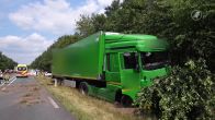 Automobilist (80) overleden bij aanrijding met vrachtwagen in Helmond