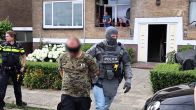 Vijf mannen aangehouden na gijzelen man in woning in Tiel
