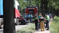 Dodelijk ongeval in Lieren: auto botst op vrachtwagen