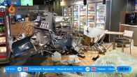 Auto eindigt in winkel van tankstation na opmerkelijk ongeluk