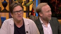 Johnny de Mol en Raymond Mens spotten bekenden in De Oranjezomer-studio: 'Hooggeëerd publiek!'