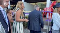 Amalia toont gigantisch litteken op arm na val van paard: 'Stoer'