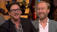 Johnny de Mol neemt afscheid van De Oranjezomer en bedankt Raymond Mens: 'Beetje verliefd geworden!'