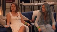 Simone vindt dat Ian slijmt bij Julia