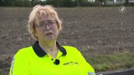 Verkeersregelaar Rianne zwaar mishandeld tijdens wielerwedstrijd