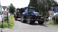 Fietser (66) overleden bij botsing met tractor bij Hillegom