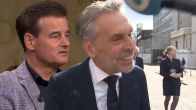 Wilfred Genee ziet Merel Ek met microfoon Dick Schoof te lijf gaan: ‘Wat is ze aan het doen?’
