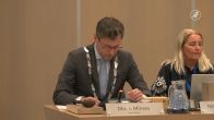 Burgemeester doet oproep aan kabinet na dodelijk geweld in Overasselt
