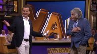 Johan Derksen en Wilfred Genee vergissen zich bij Vandaag Inside: 'Oh, het is niet je vrouw?!'
