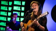 Mell VF speelt gloednieuwe single Missing You bij Evers & co.