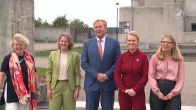 Koning bezoekt DemenTalent, dat zich inzet voor mensen met dementie