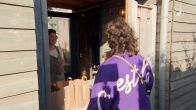 Naomi haalt geld op, nadat ze zelf stamcellen kreeg via donor