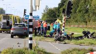 Motorrijder gelanceerd bij botsing, automobilist rijdt door