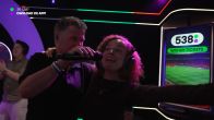 Wolter kroes doet Viva Hollandia in de studio