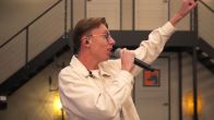 Daymian van Os herschreef zijn hit Diamanten Ring speciaal voor de Televizier-Ring.