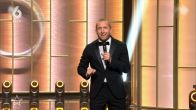 Peter Pannekoek spaart niemand met scherpe grappen tijdens Televizier-Ring Gala