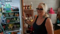 Monique ziet de campervakantie met Peter nu al misgaan: 'HELP'