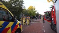 Vrouw op fiets in Eindhoven rijdt in gat en valt in put